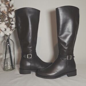 Brand New Le Cannadian Boots